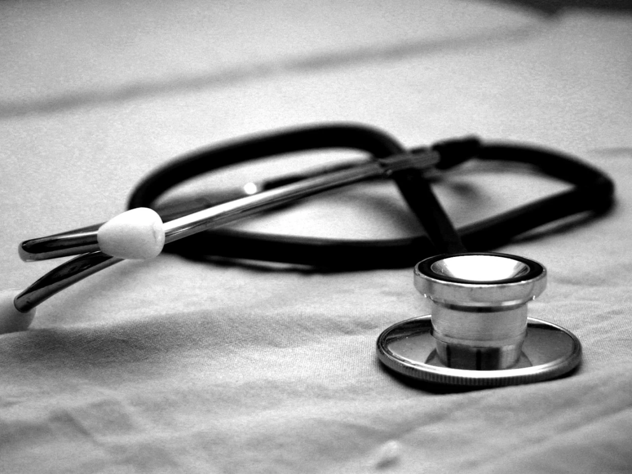 Makat Apsesi Nedir? Belirtileri, Türleri ve Tedavisi